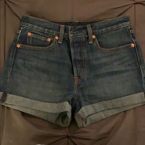 Levi’s Wedgie Denim Short